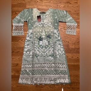 Haram Noor Kameez embellished tunic Olive Green. Size Medium